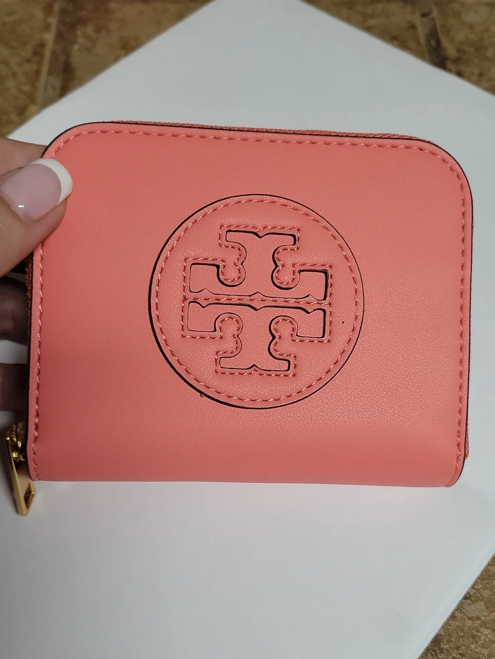 NWOT Tory Burch Coral Pink Leather Zip-Around Wallet